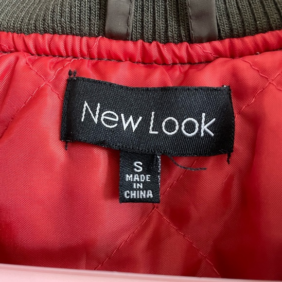 New look hunter green bomber jacket . Polyester. Orange interior . - Picture 4 of 5